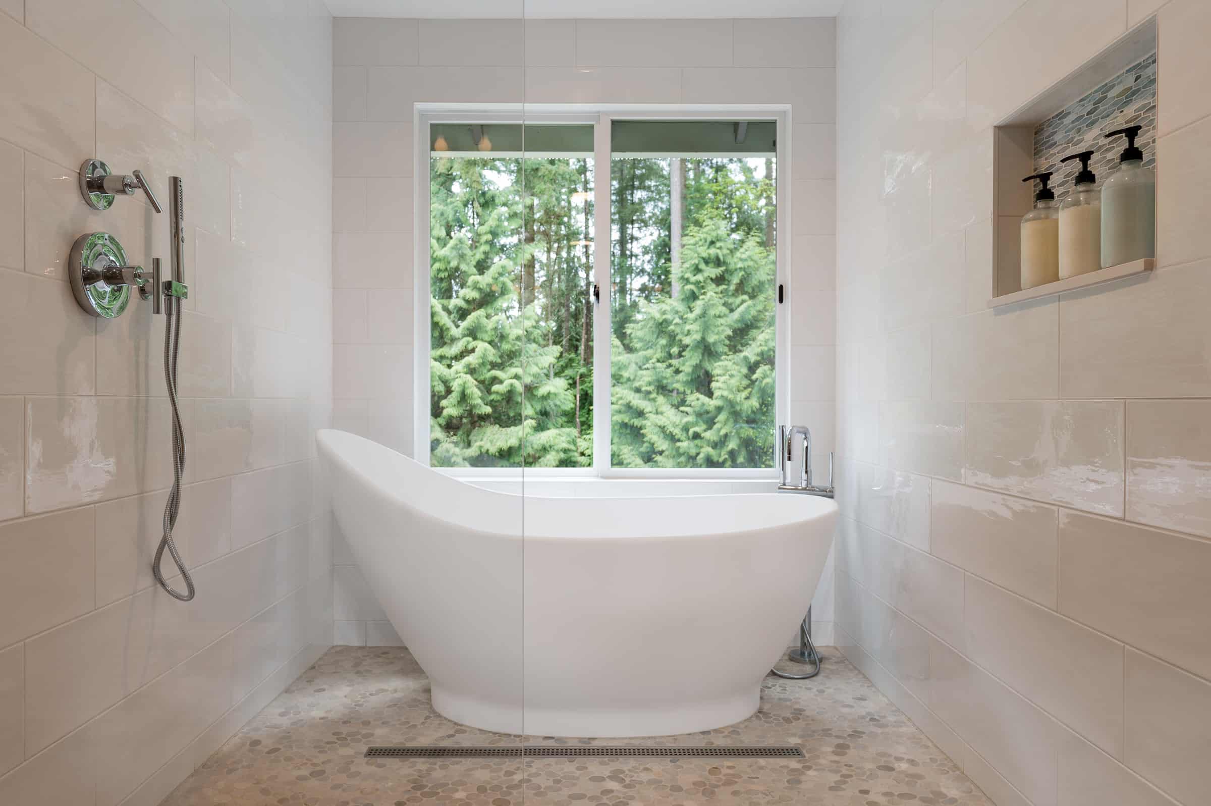 coastal chic primary bath